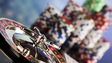 kamustoto login mobile app interface showing live dealer tables and sportsbook markets